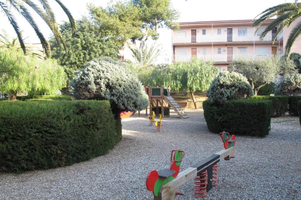 Apartment In Front Of Arrabassada Beach Tarragona Exterior photo