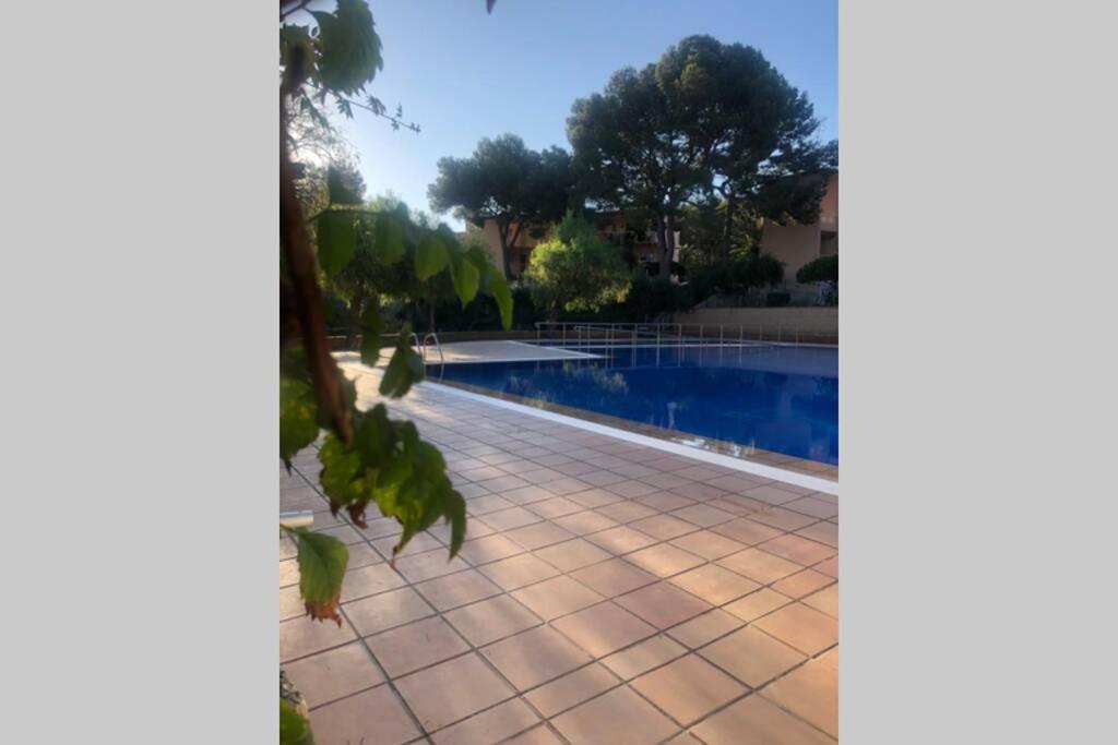 Apartment In Front Of Arrabassada Beach Tarragona Exterior photo